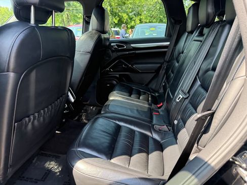 Used 2012 Porsche Cayenne S AWD/4WD image 24
