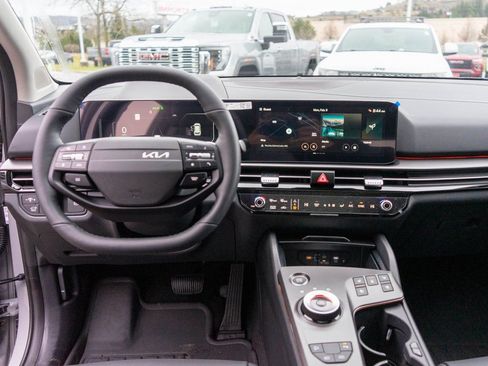 New 2026 Kia Sportage SX Prestige AWD/4WD image 15