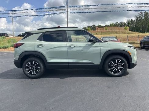 New 2026 Chevrolet TrailBlazer ACTIV FWD image 4