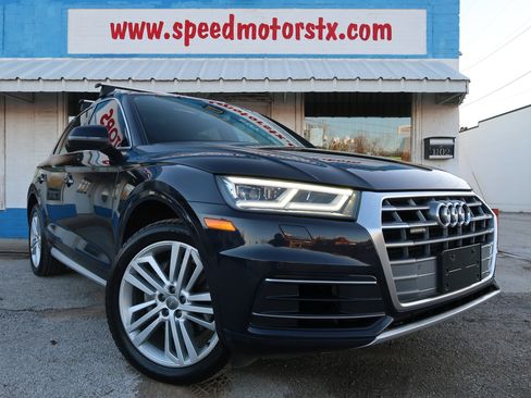 Used 2019 Audi Q5 2.0T Premium Plus w/ Premium Plus Package image 2