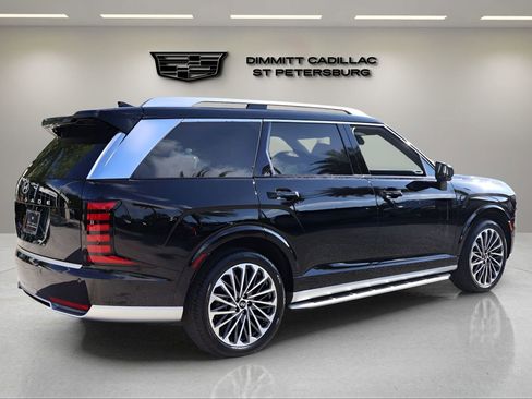 Used 2026 Hyundai Palisade Calligraphy FWD image 5
