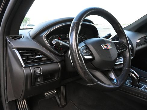 Used 2022 Cadillac CT5 Sport w/ Climate Package RWD image 17