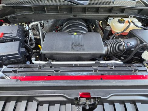 Used 2025 GMC Sierra 1500 AT4 w/ AT4 Premium Package image 37