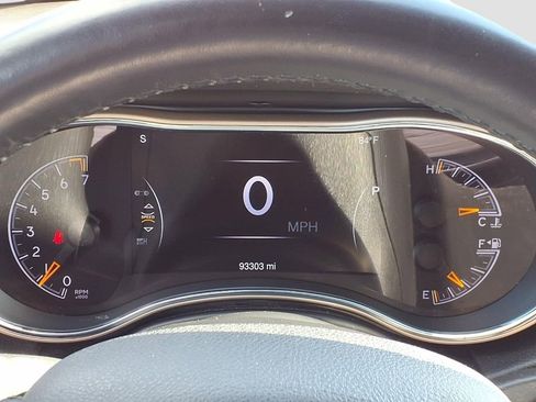 Used 2015 Jeep Grand Cherokee Laredo w/ Quick Order Package 23E image 17