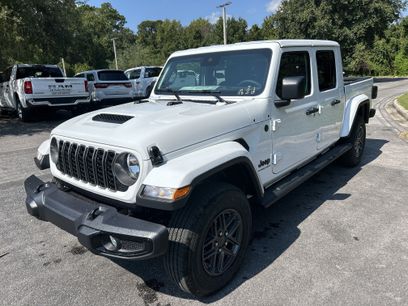 New 2025 Jeep Gladiator Sport