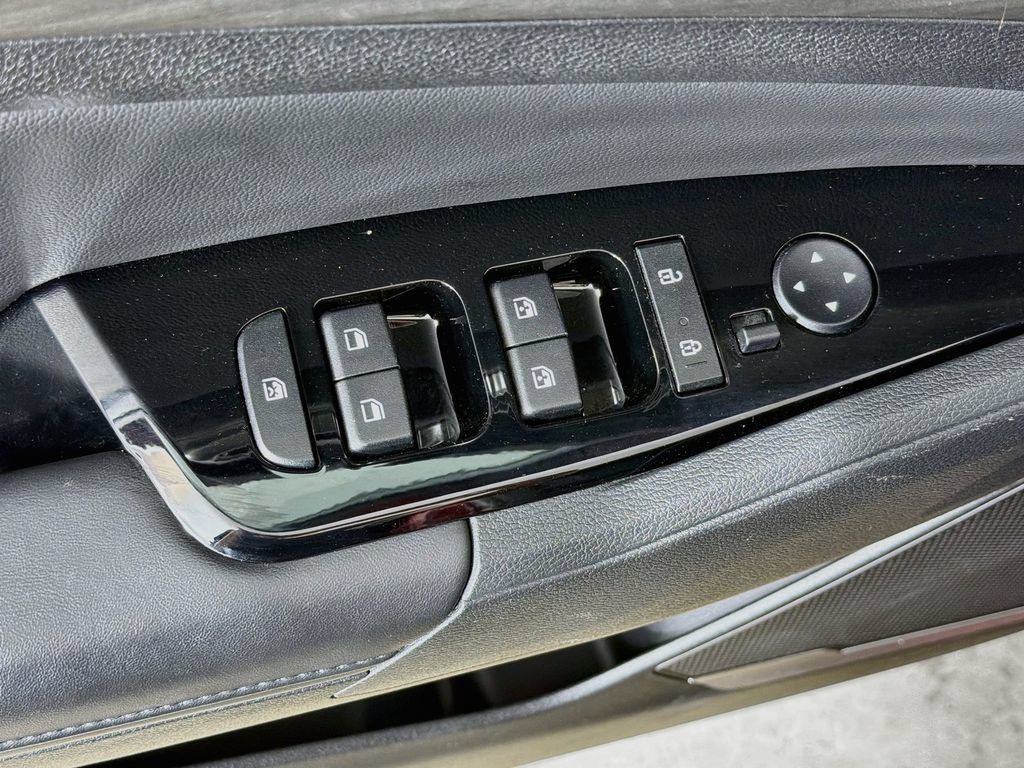 Used 2024 Kia Sportage X-Line AWD/4WD image 18