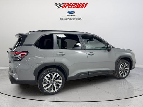 Used 2026 Subaru Forester Touring AWD/4WD image 10