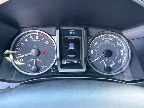 Used 2023 Toyota Tacoma TRD Sport RWD image 26