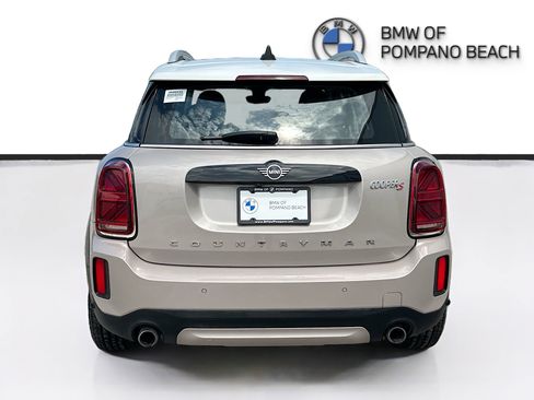 Used 2023 MINI Cooper Countryman S FWD image 6