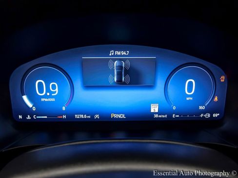 Used 2024 Ford Escape Platinum w/ Premium Technology Package image 16