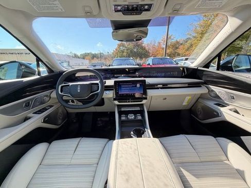 New 2026 Lincoln Nautilus Reserve image 10