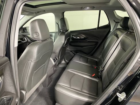 Used 2022 GMC Terrain SLT image 27