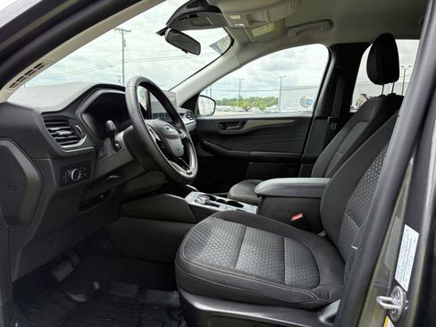 Used 2023 Ford Escape Active w/ Tech Pack #1 AWD/4WD image 13