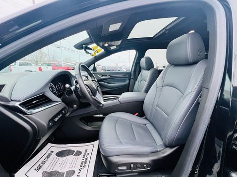 Used 2022 Buick Enclave Premium w/ Experience Buick Package image 15