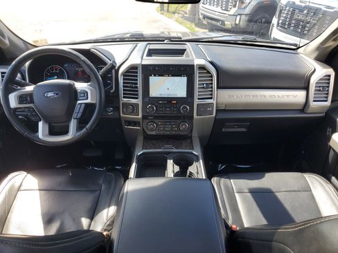 Used 2017 Ford F250 Lariat w/ Lariat Ultimate Package image 19