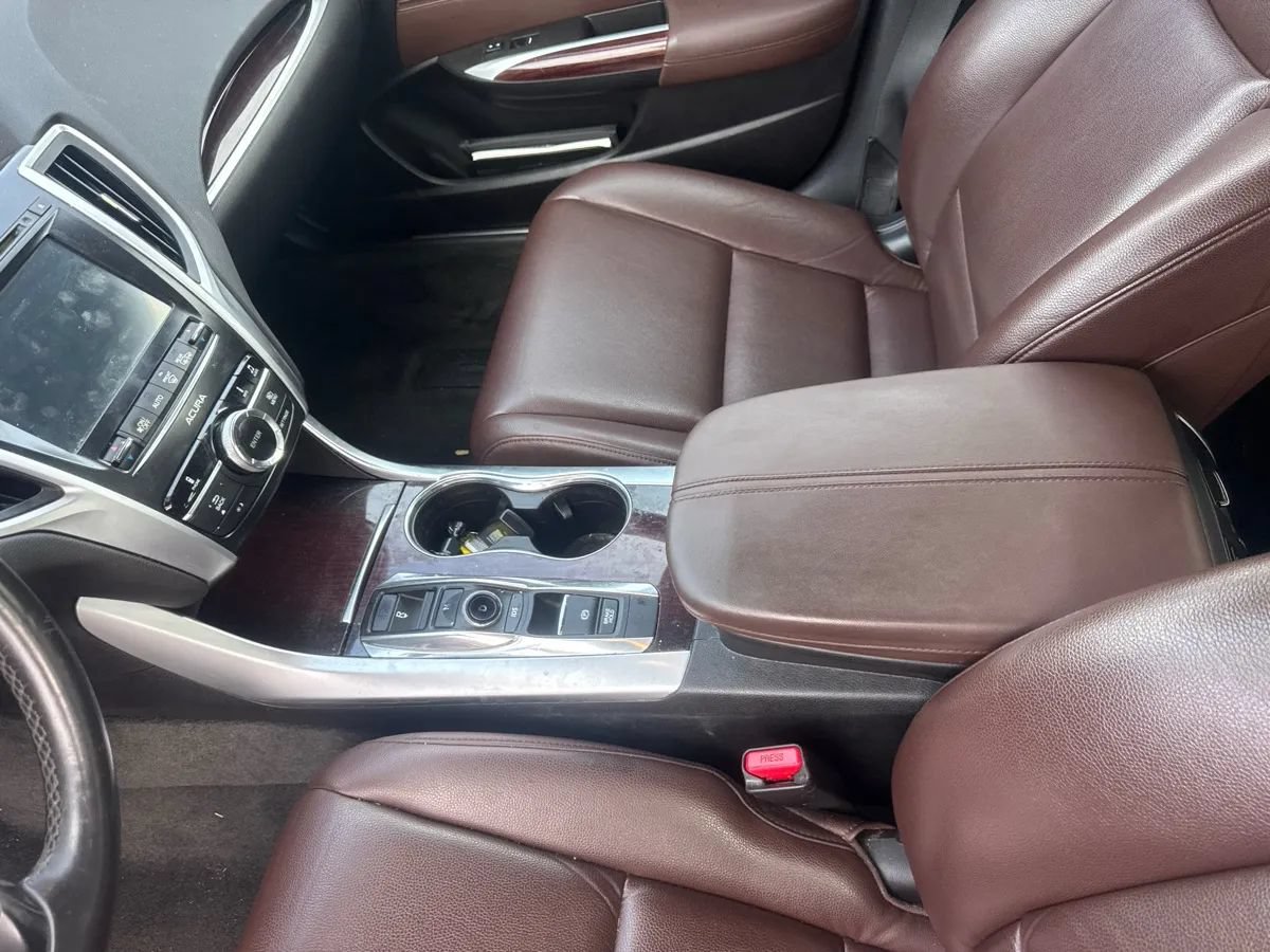 Used 2015 Acura TLX V6 FWD image 6