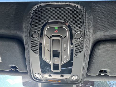 Used 2023 Audi A6 Premium Plus w/ Premium Plus Package image 28