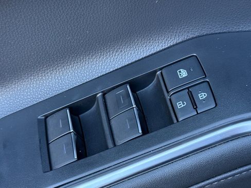 Certified 2022 Toyota Highlander Platinum image 14