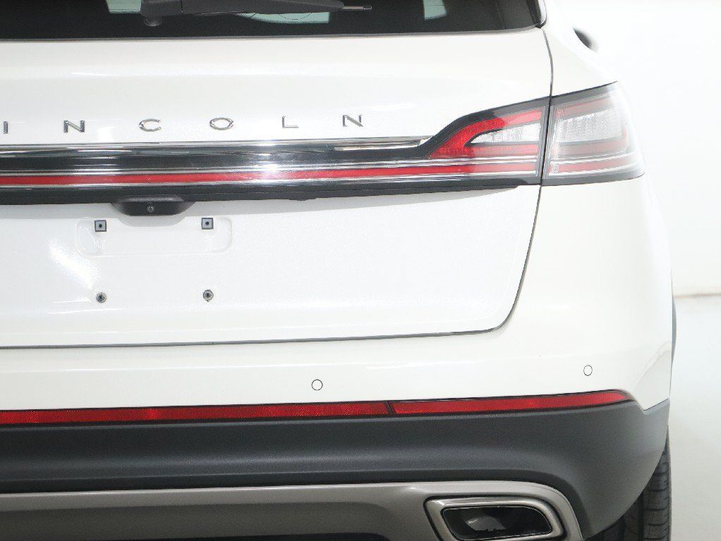 Used 2023 Lincoln Nautilus FWD w/ Premium Package image 44