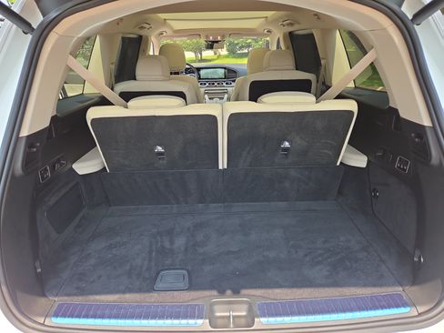 Used 2022 Mercedes-Benz GLS 450 4MATIC image 35