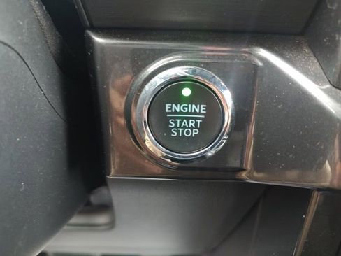 Certified 2022 Ford F150 XLT w/ Equipment Group 302A High image 22