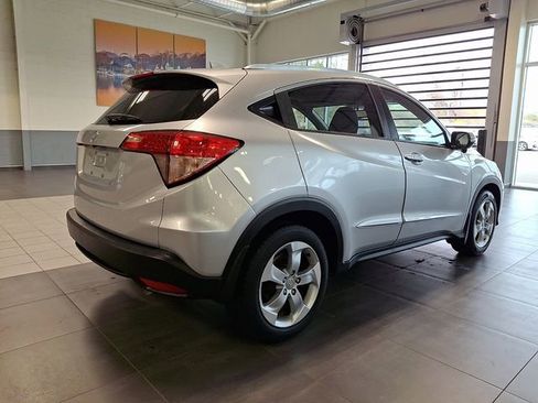 Used 2016 Honda HR-V EX-L image 6