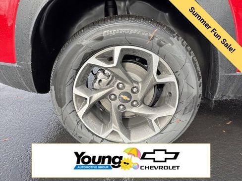 New 2026 Chevrolet Trax LT w/ Driver Confidence Package FWD image 9