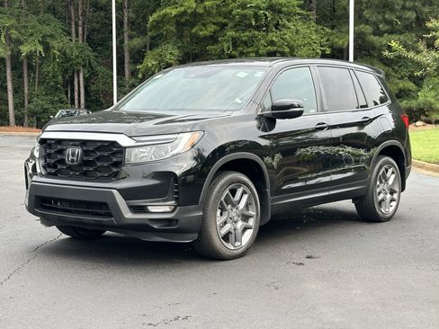 Used 2023 Honda Passport EX-L image 5