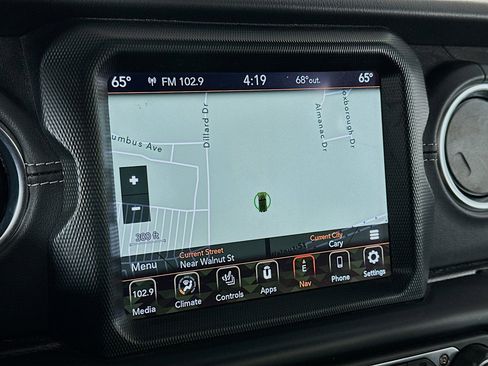 Used 2022 Jeep Wrangler Sahara w/ Cold Weather Group image 22