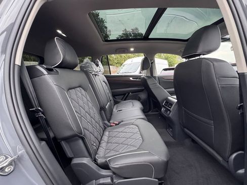 New 2026 Volkswagen Atlas SEL Premium R-Line image 14