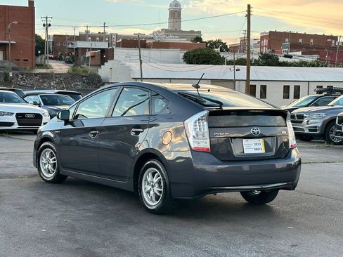 Used 2010 Toyota Prius FWD image 4