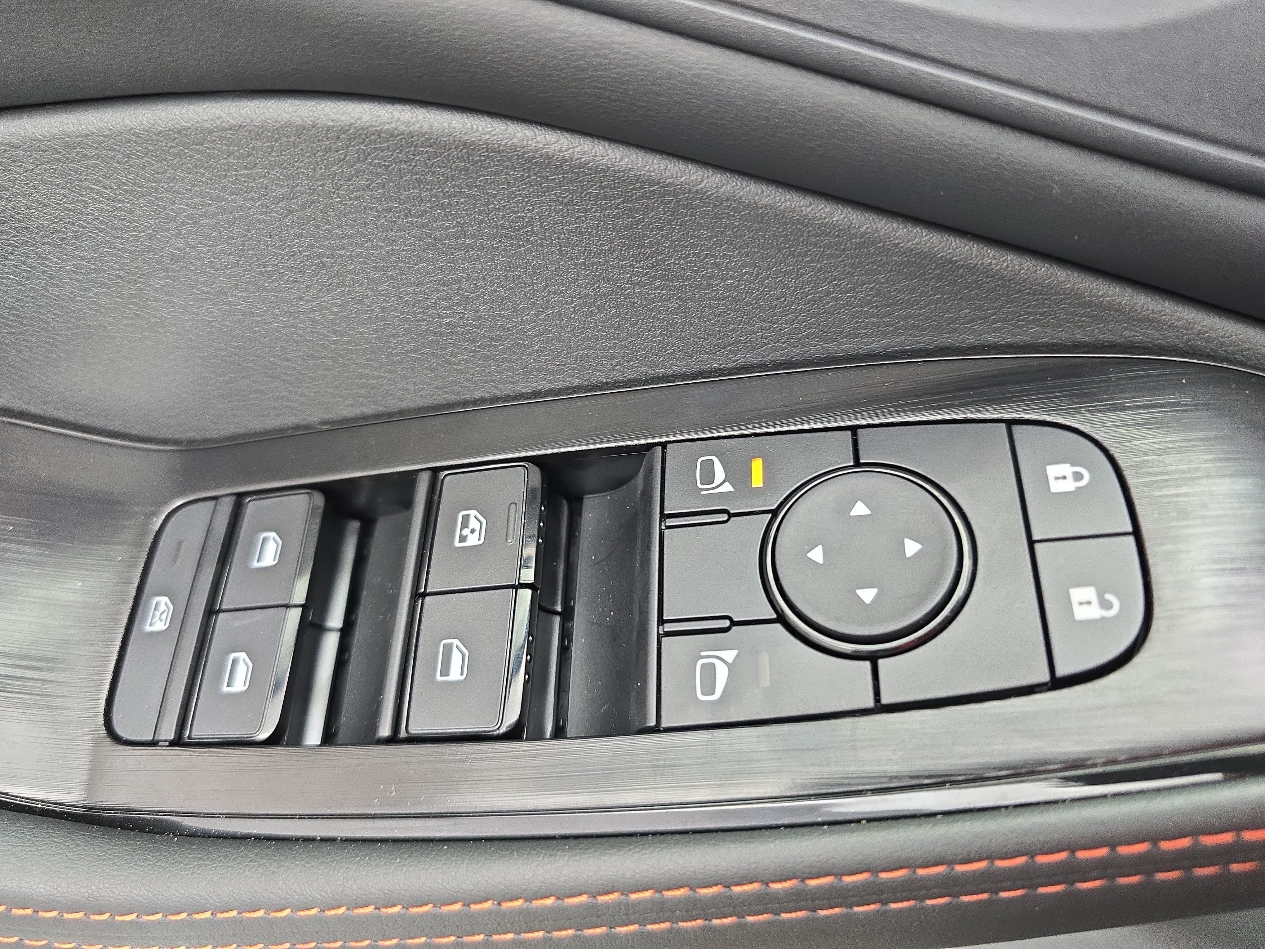 Used 2026 Nissan Rogue SV AWD/4WD image 27