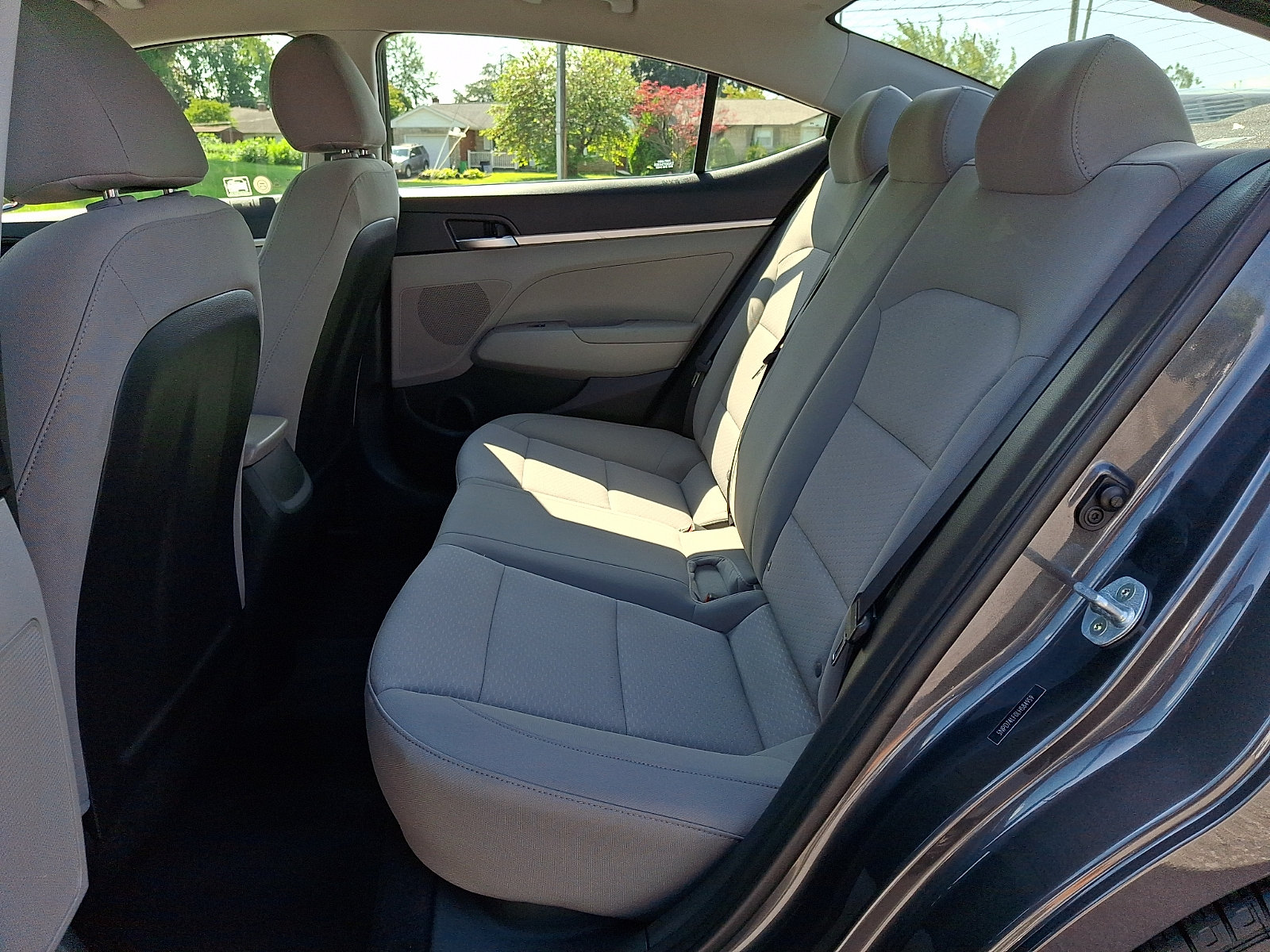 Used 2020 Hyundai Elantra SE FWD image 10