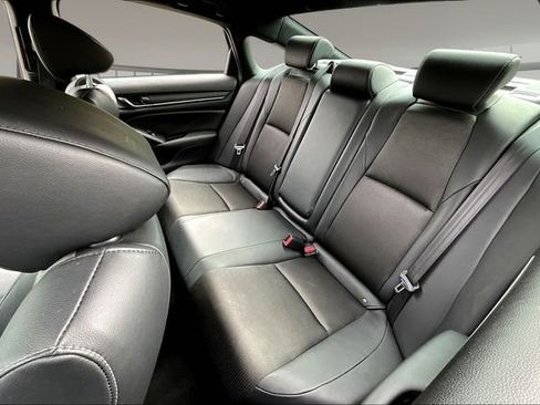 Used 2022 Honda Accord Sport image 18