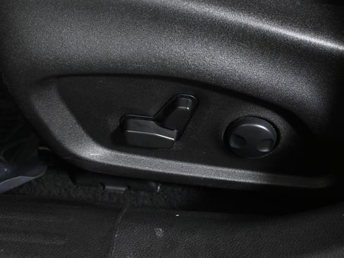 Used 2022 Jeep Renegade Limited w/ Sun, Sound & Wheels Group image 28