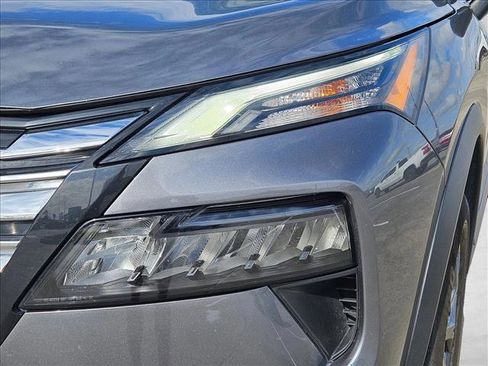 Used 2024 Nissan Rogue S image 15