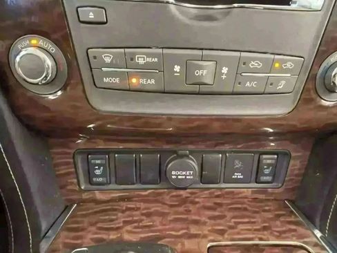Used 2017 Nissan Armada SL RWD image 16