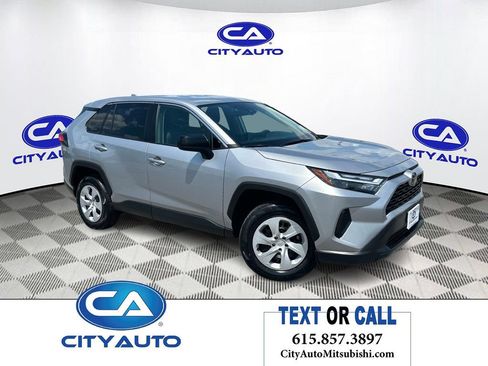 Used 2025 Toyota RAV4 LE AWD/4WD image 1