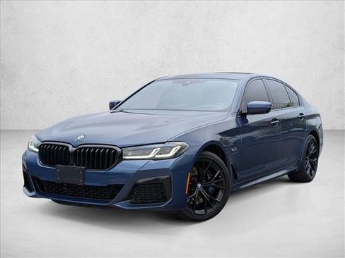 Certified 2023 BMW 530e w/ M Sport Package image 1