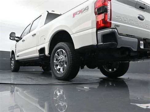 New 2026 Ford F250 Lariat w/ Lariat Ultimate Package image 28
