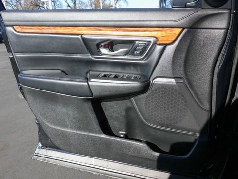 Used 2021 Honda CR-V Touring image 23