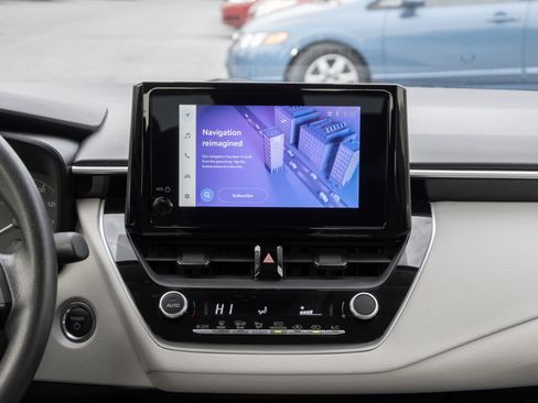 Used 2024 Toyota Corolla LE image 24