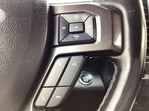 Used 2021 Ford Expedition Limited image 18