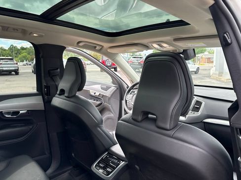 Used 2023 Volvo XC90 B5 Core w/ Protection Package Premier AWD/4WD image 33