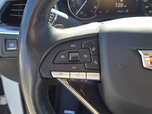 Used 2023 Cadillac XT6 Premium Luxury image 35
