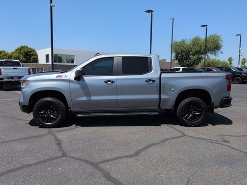 Used 2024 Chevrolet Silverado 1500 LT Trail Boss w/ Convenience Package II AWD/4WD image 5