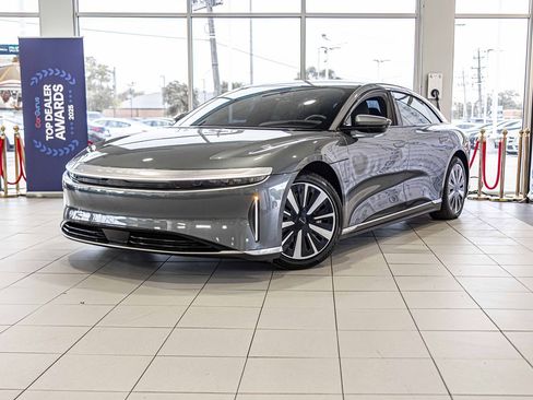 Used 2023 Lucid Air Pure image 8