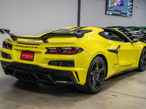 Used 2023 Chevrolet Corvette Z06 w/ Battery Protection Package RWD image 8