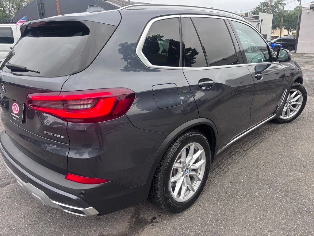 Used 2021 BMW X5 xDrive45e AWD/4WD image 4