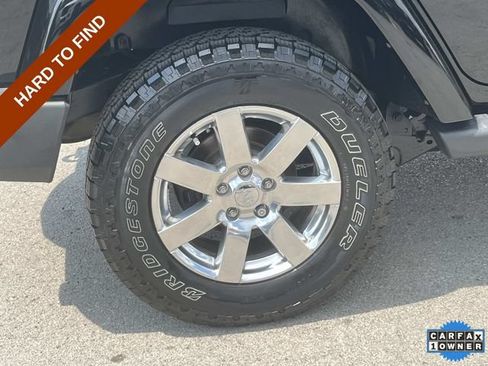 Certified 2017 Jeep Wrangler Unlimited Sahara w/ Max Tow Package AWD/4WD image 11